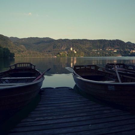 Pletna Lake View Apartment Bled Eksteriør billede