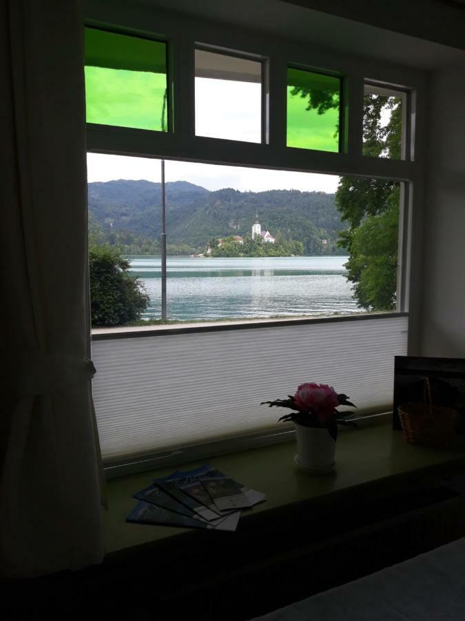 Pletna Lake View Apartment Bled Eksteriør billede